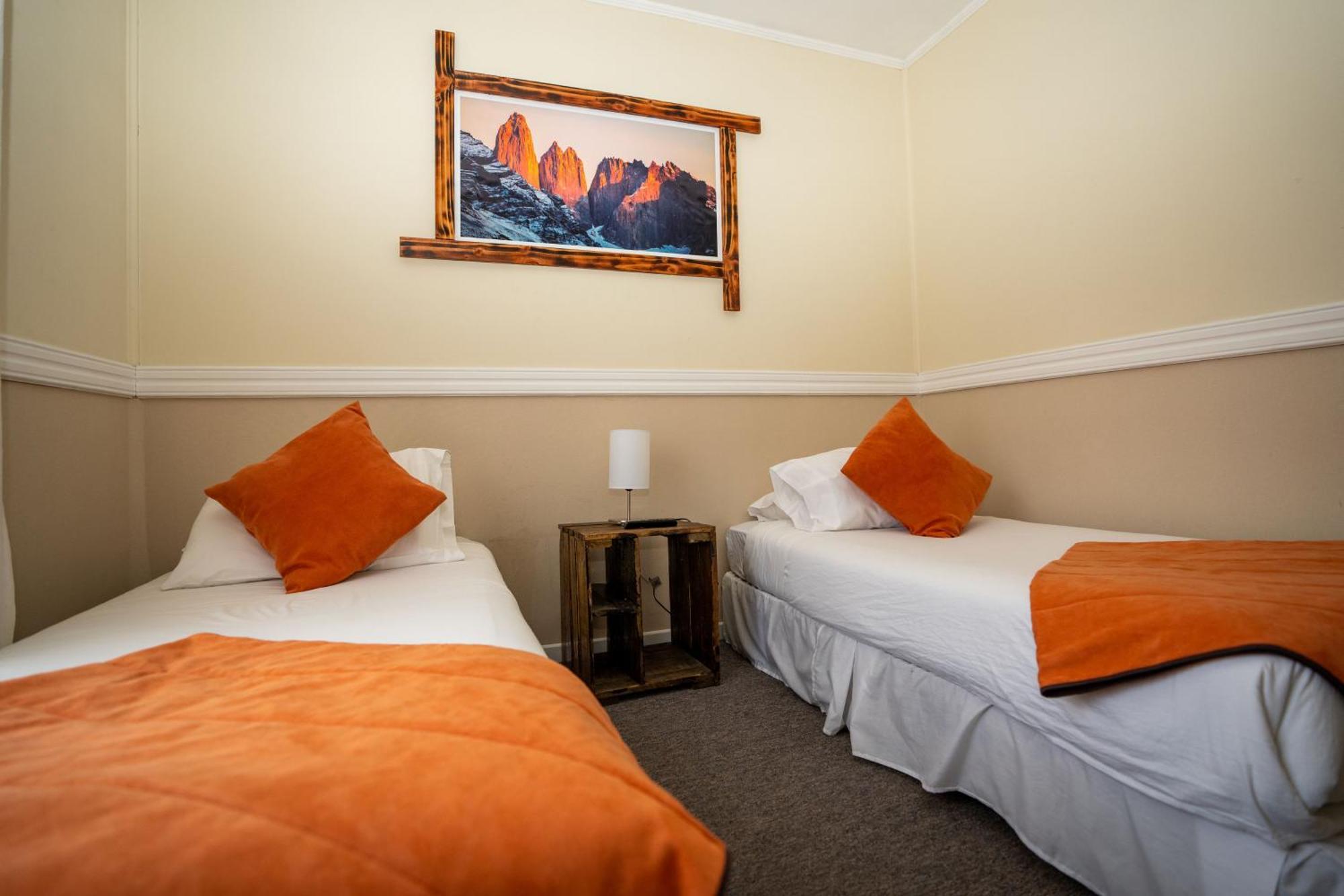 Darwin Hotel Puerto Natales Buitenkant foto